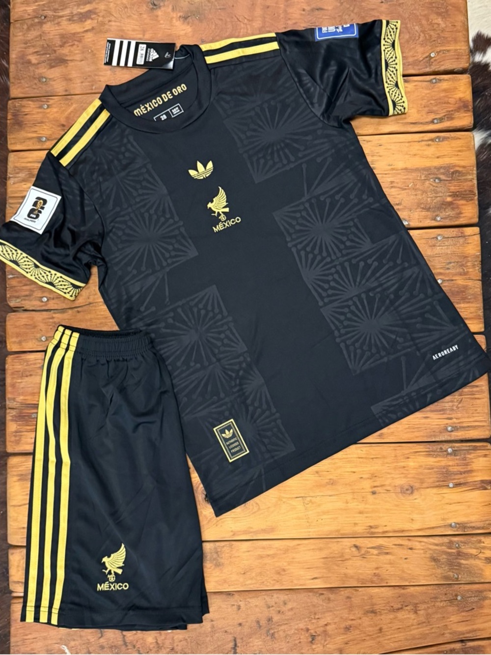 Adidas 2025 Mexico Gold Cup “Mexico de Oro” Alvarez kit. Size 28. BNWT